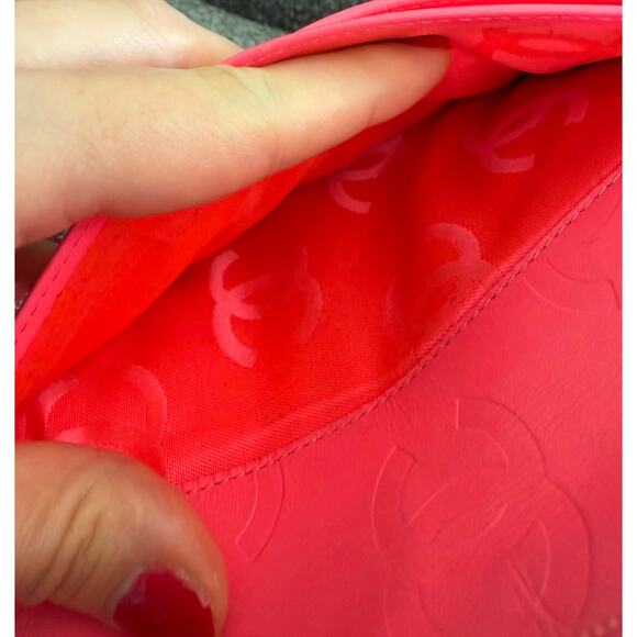 Chanel Cambon Wallet - Picture 5 of 13